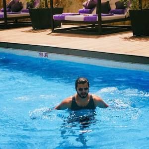 Meet your Posher, Sheikh